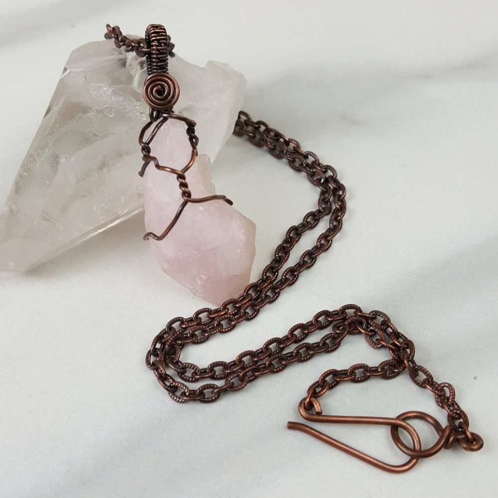 🔴SOLD🔴 Rose Quartz Copper Wire Wrapped Necklace - Picture 3 of 4